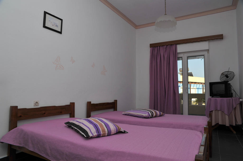 Efstathia Hotel Xirokambos  Quarto foto